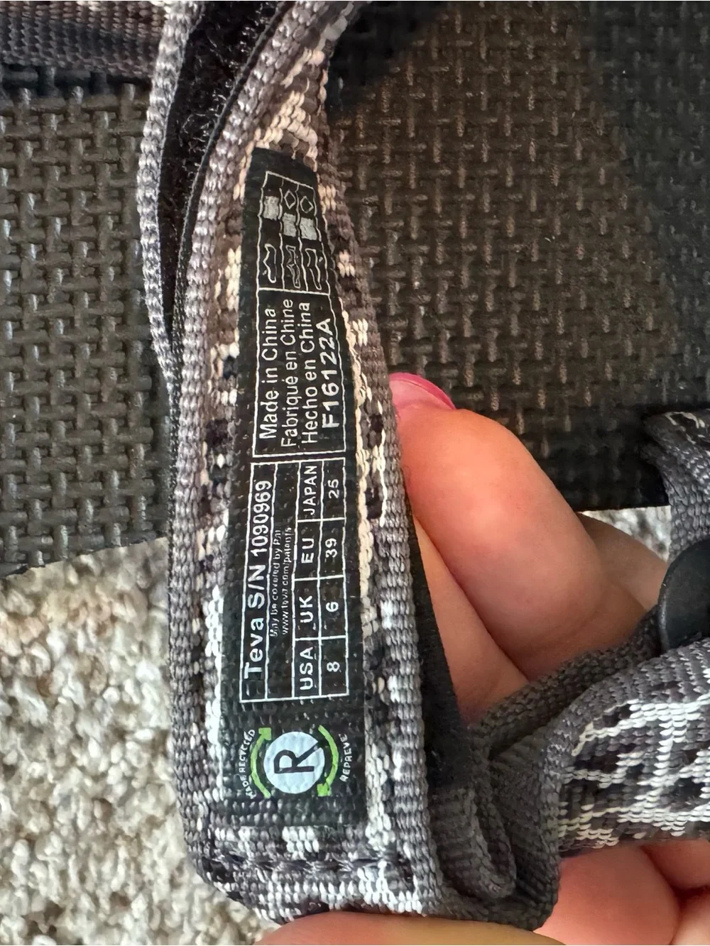 Teva Midform Universal Leopard Strappy Sandals US8/UK6/EUR39 Black & Gray $60